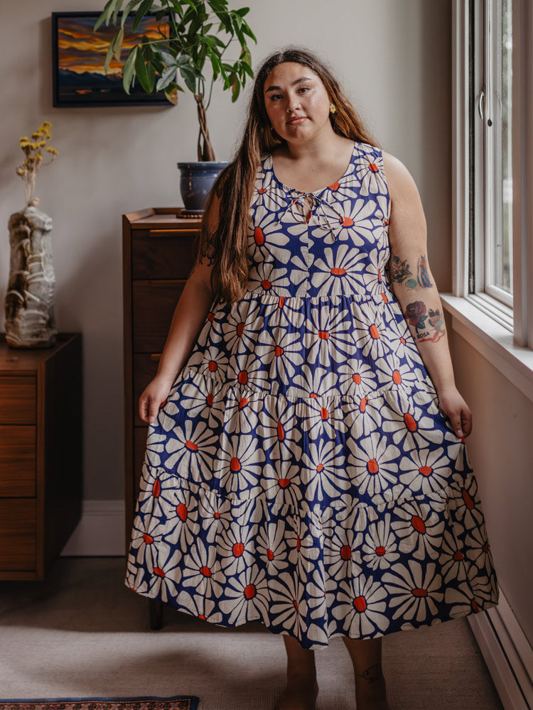 Thais Tiered Sleeveless Plus Size Dress - Navy Floral - Image 4