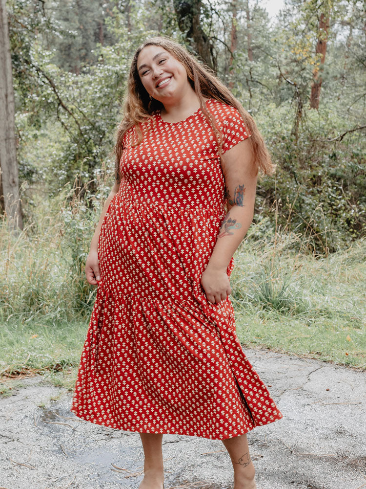 Tiered Jersey Plus Size Dress - Micro Floral Red - Image 1