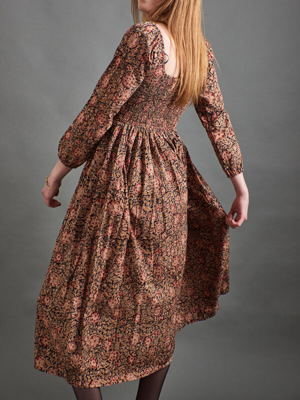 Hailee Smocked Midi Dress - Black Floral - Image 3