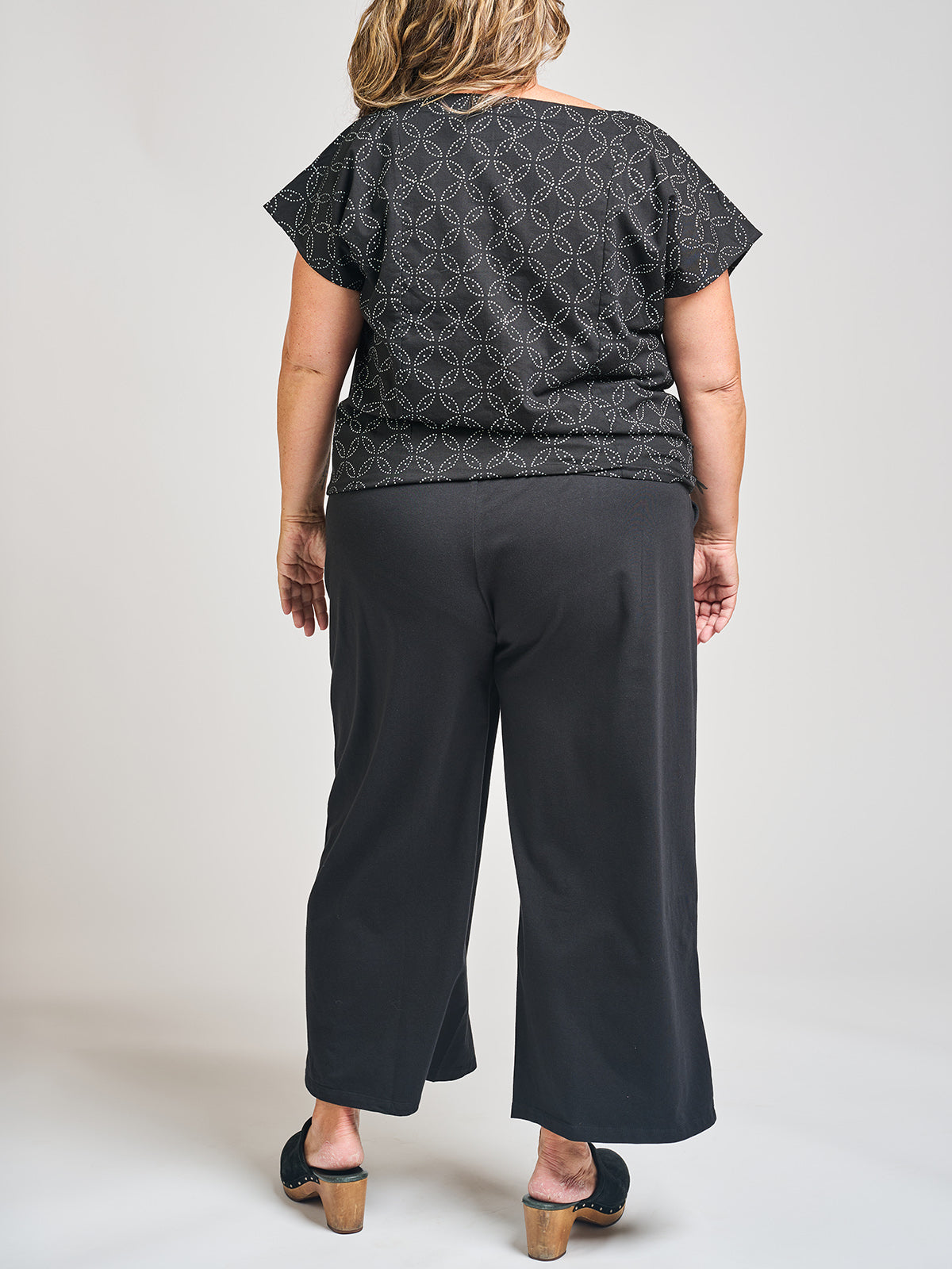 Fae Wide Leg Plus Size Pant - Black Jersey - Image 6