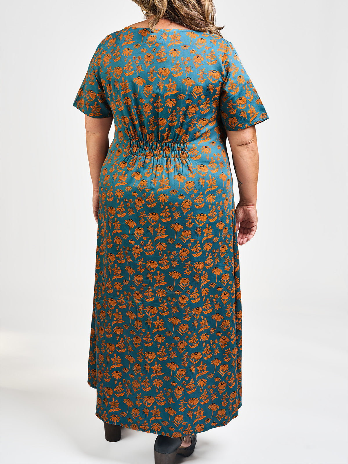Artsy Traveler Plus Size Midi Dress - Teal Floral - Image 4