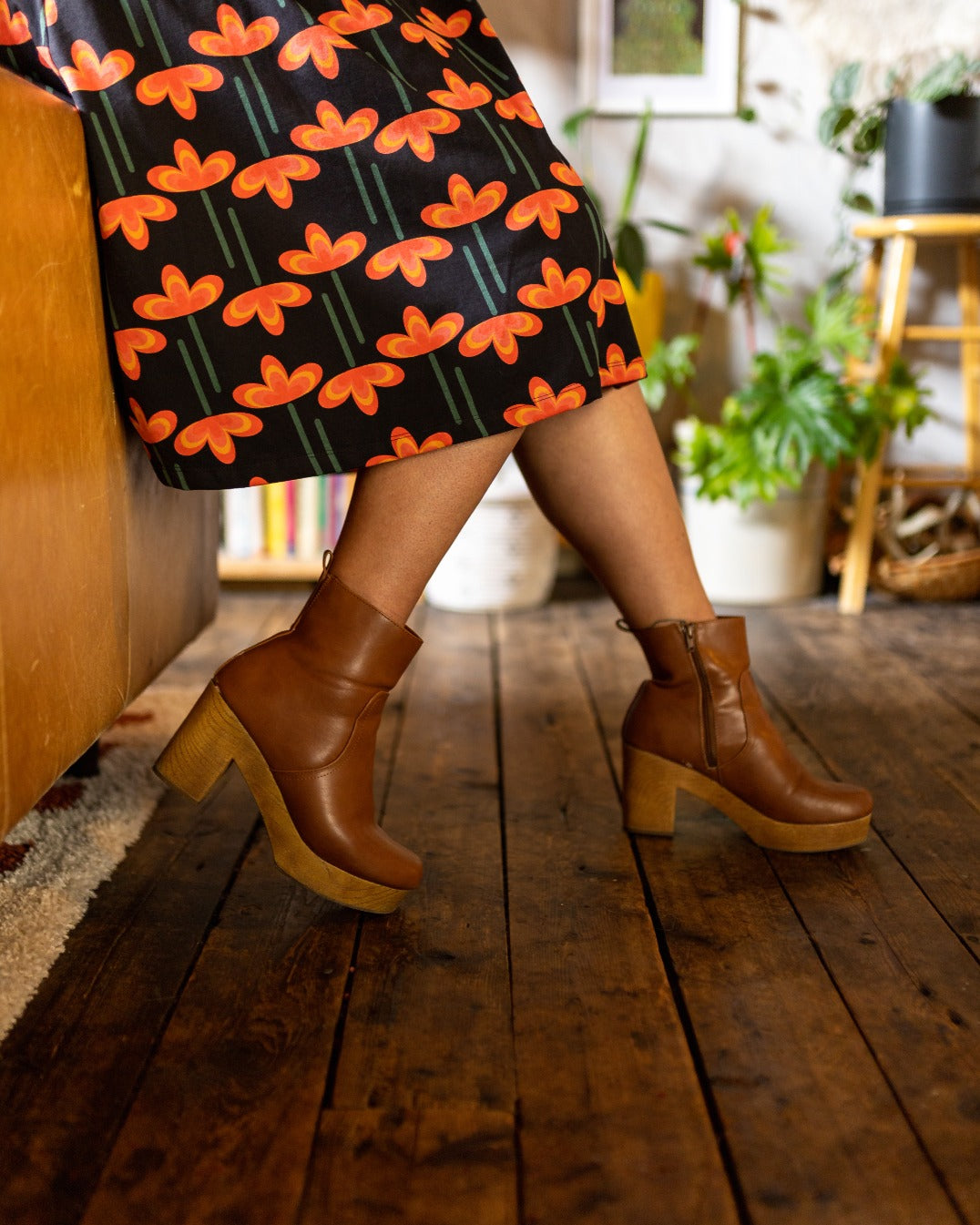 Callie 3/4 Sleeve Wrap Dress - Mod Daisy Poppy - Image 5