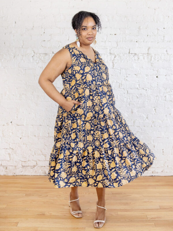 Thais Tiered Sleeveless Plus Size Dress - Navy Botanical - Image 4