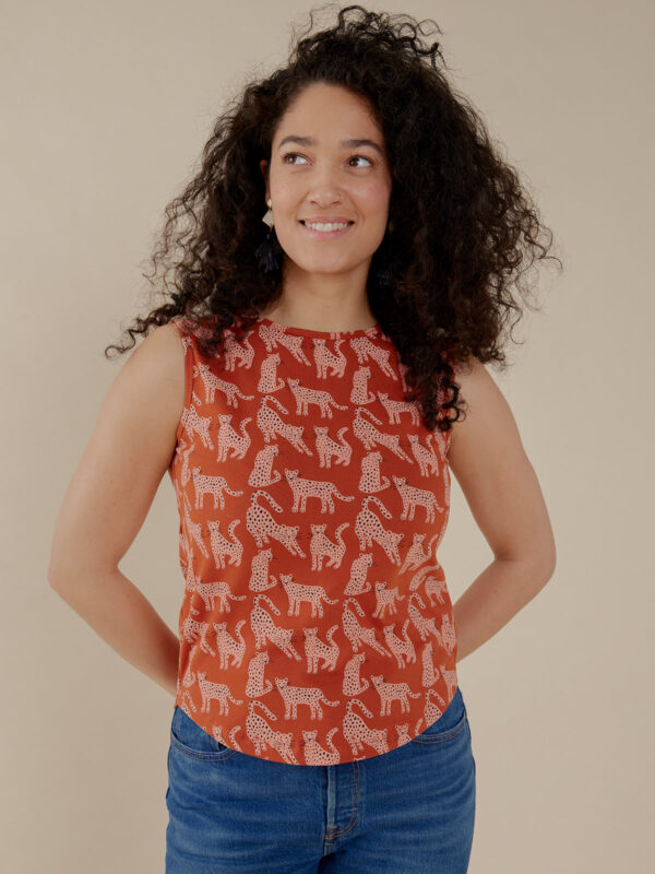 Millie Muscle Tee - Leopard Sienna
