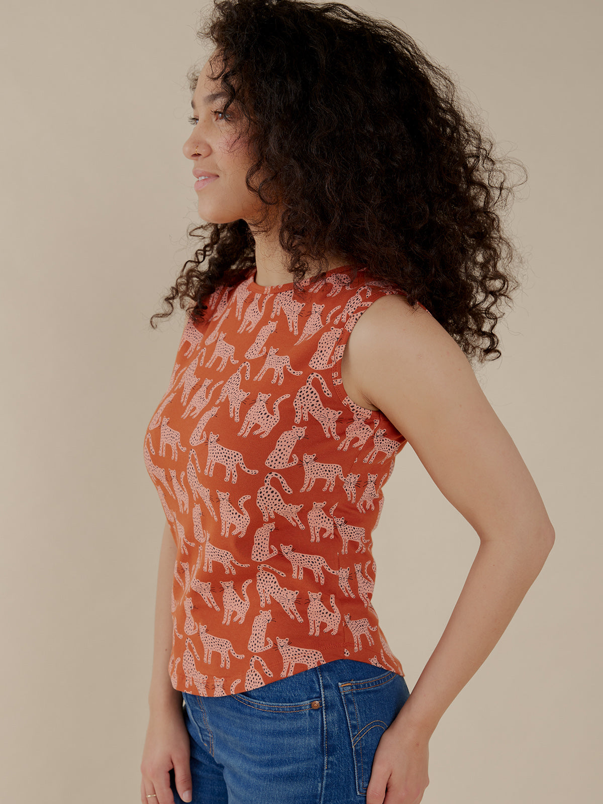 Millie Muscle Tee - Leopard Sienna - Image 4