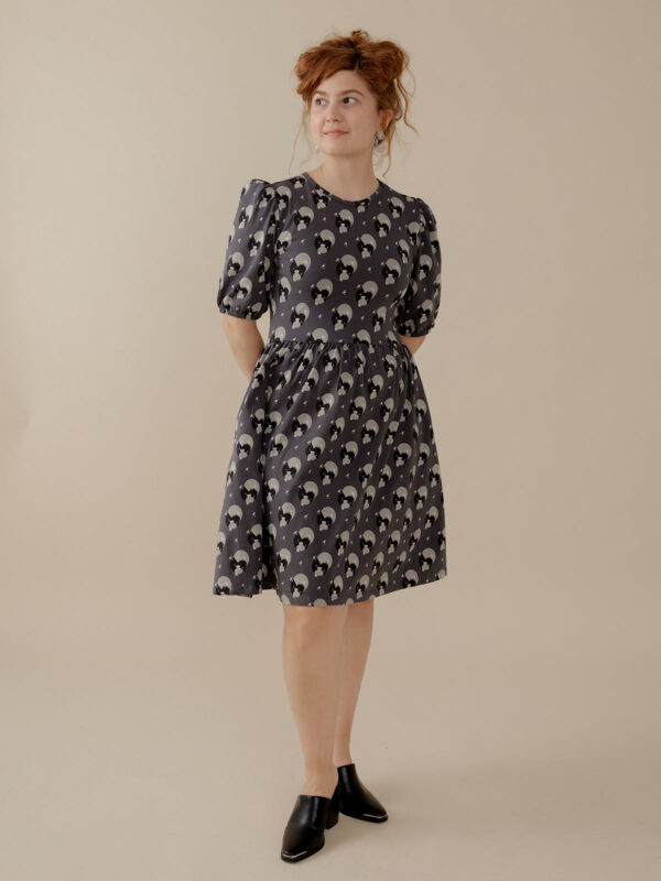 Inez Bubble Sleeve Dress - Vase Cluster Graphite - Image 4